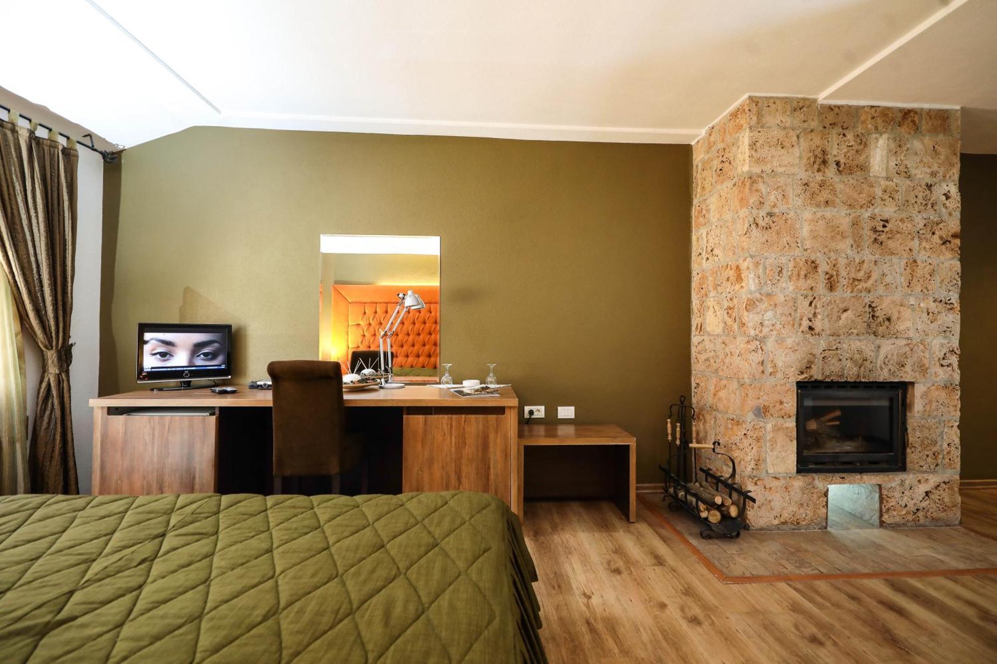 Hotel Carshia E Jupave Gjakova Εξωτερικό φωτογραφία