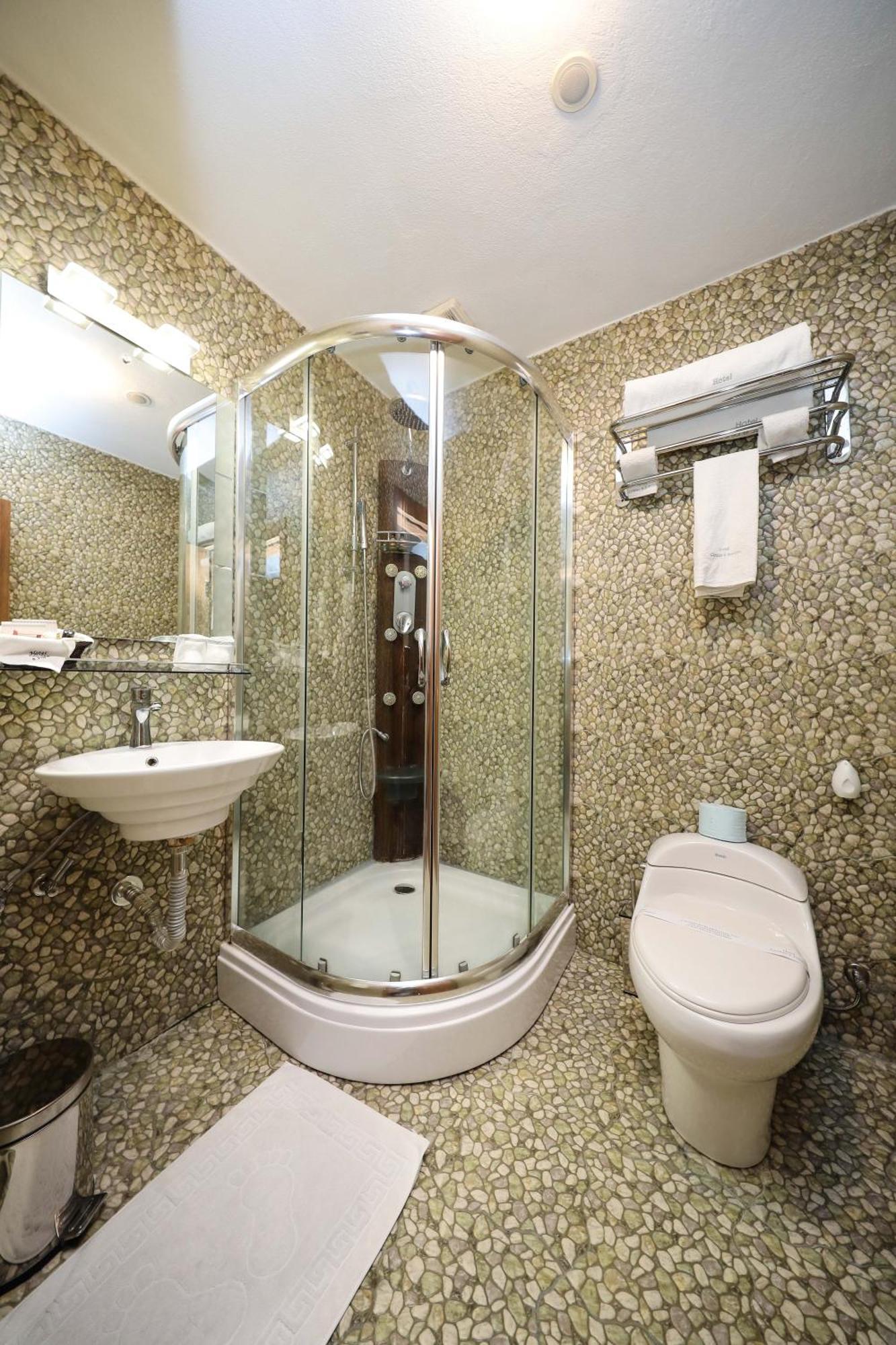 Hotel Carshia E Jupave Gjakova Εξωτερικό φωτογραφία