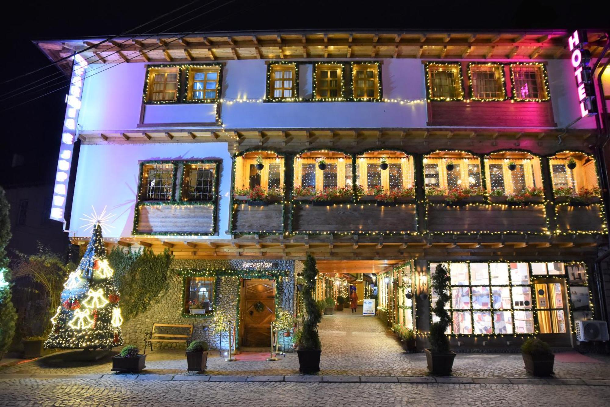 Hotel Carshia E Jupave Gjakova Εξωτερικό φωτογραφία