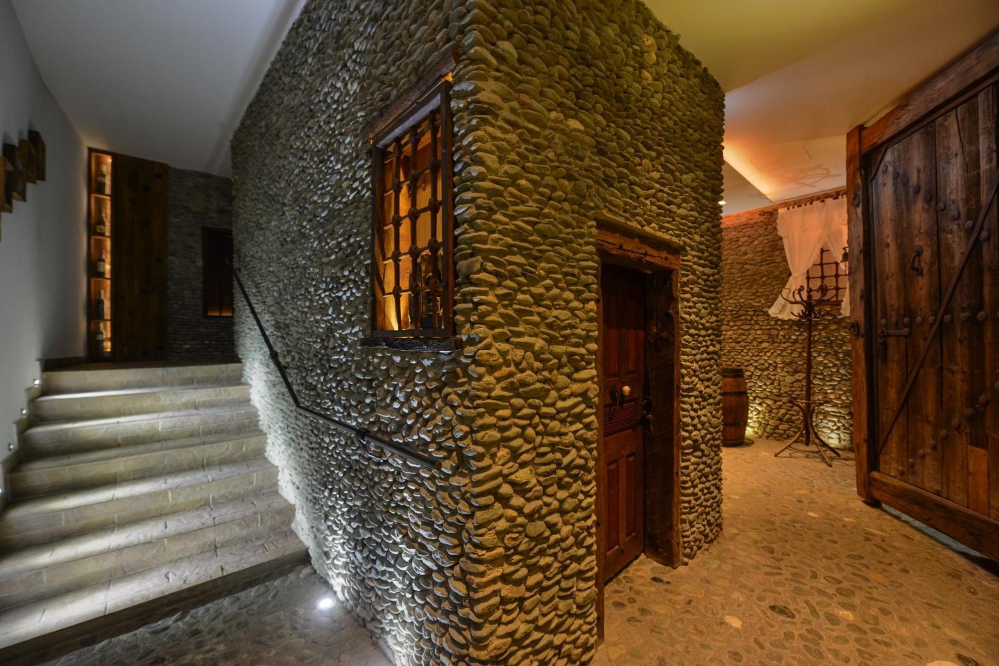 Hotel Carshia E Jupave Gjakova Εξωτερικό φωτογραφία