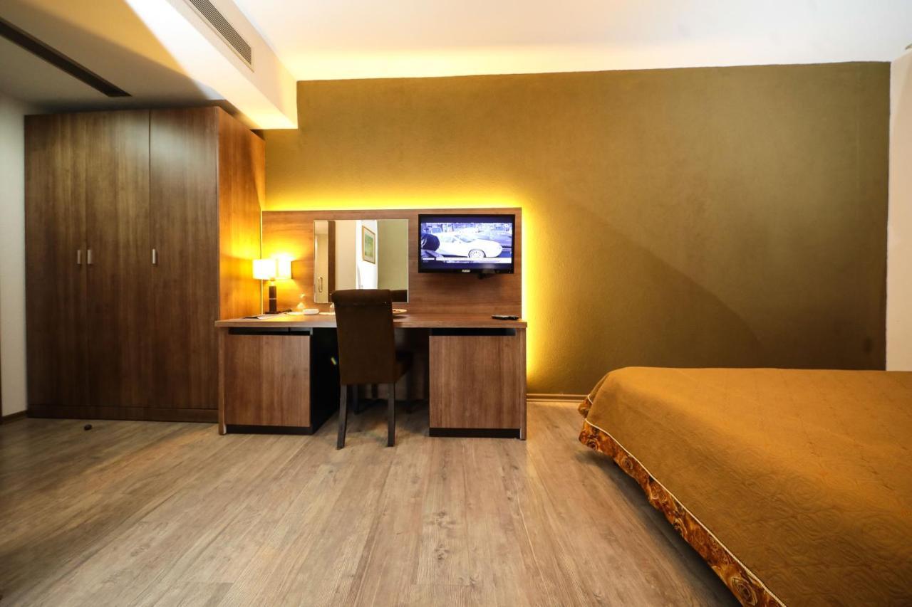 Hotel Carshia E Jupave Gjakova Εξωτερικό φωτογραφία