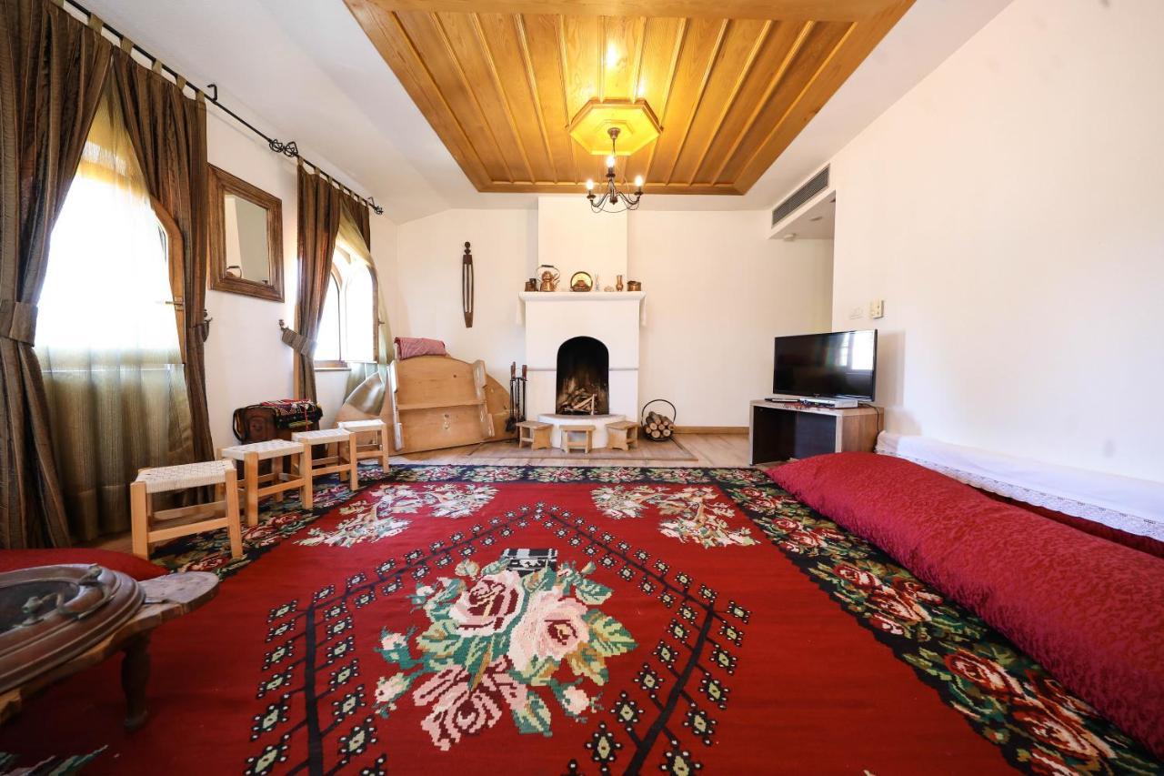 Hotel Carshia E Jupave Gjakova Εξωτερικό φωτογραφία